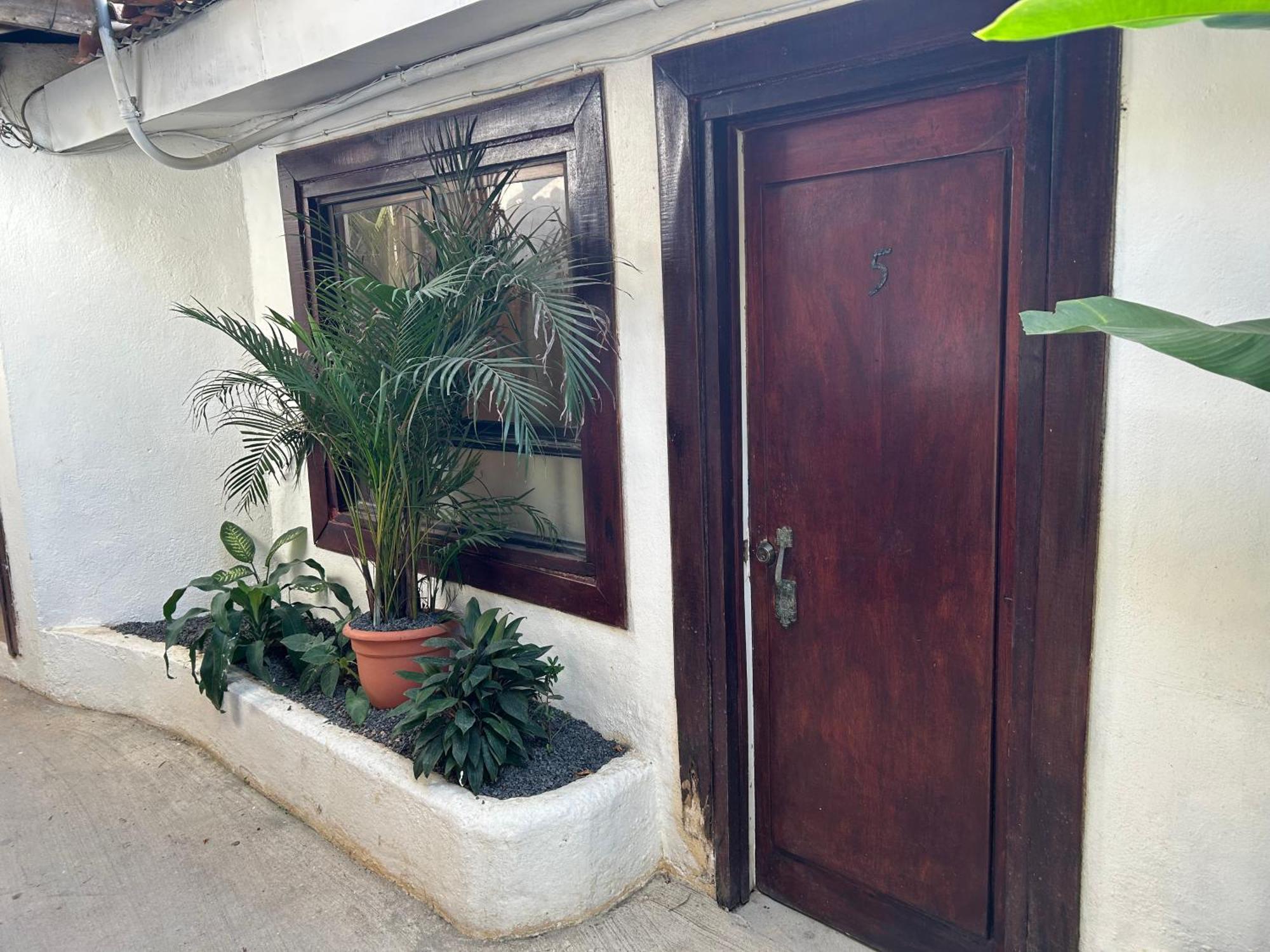 Pura Vida Hostel