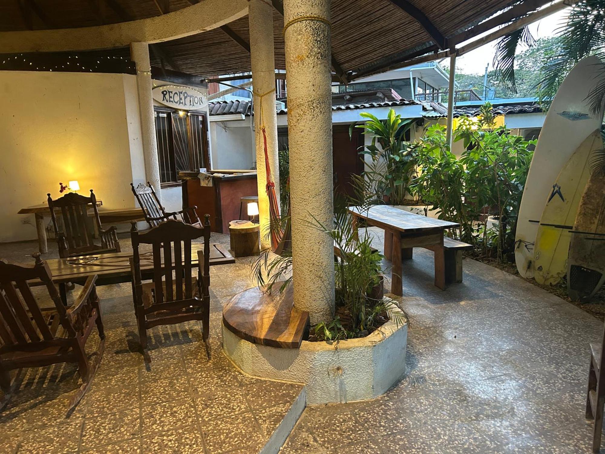 Hostel Pura Vida Tamarindo