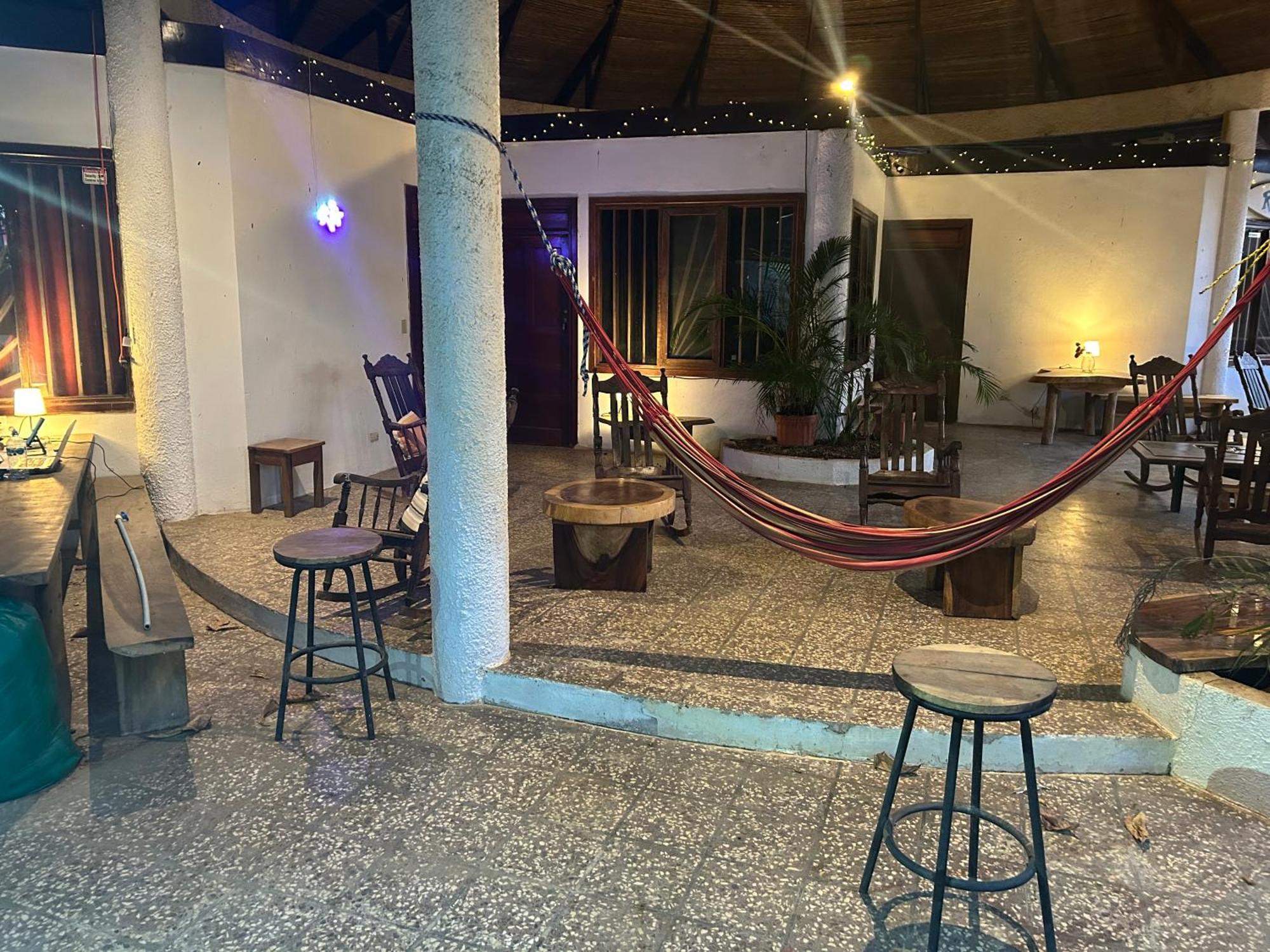 Hostel Pura Vida